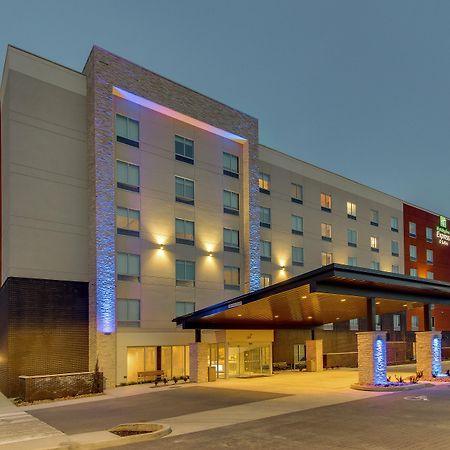 Holiday Inn Express & Suites - Nashville Metrocenter Downtown By Ihg Eksteriør billede