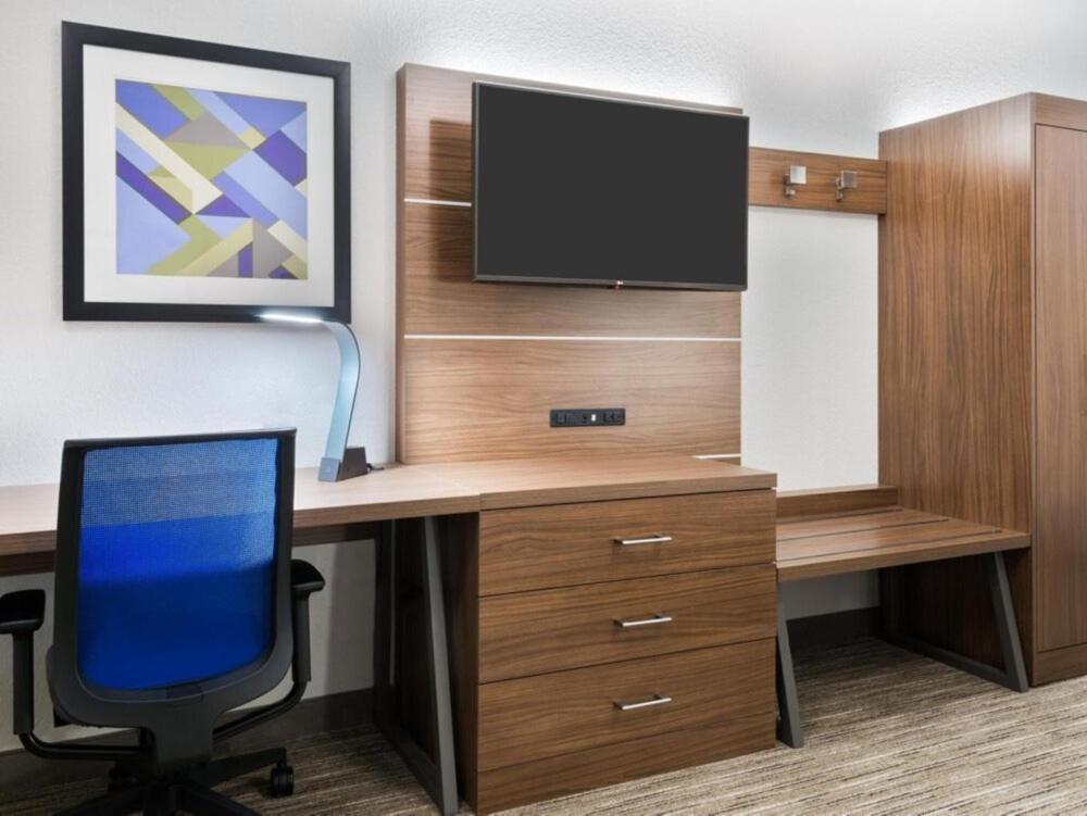 Holiday Inn Express & Suites - Nashville Metrocenter Downtown By Ihg Eksteriør billede