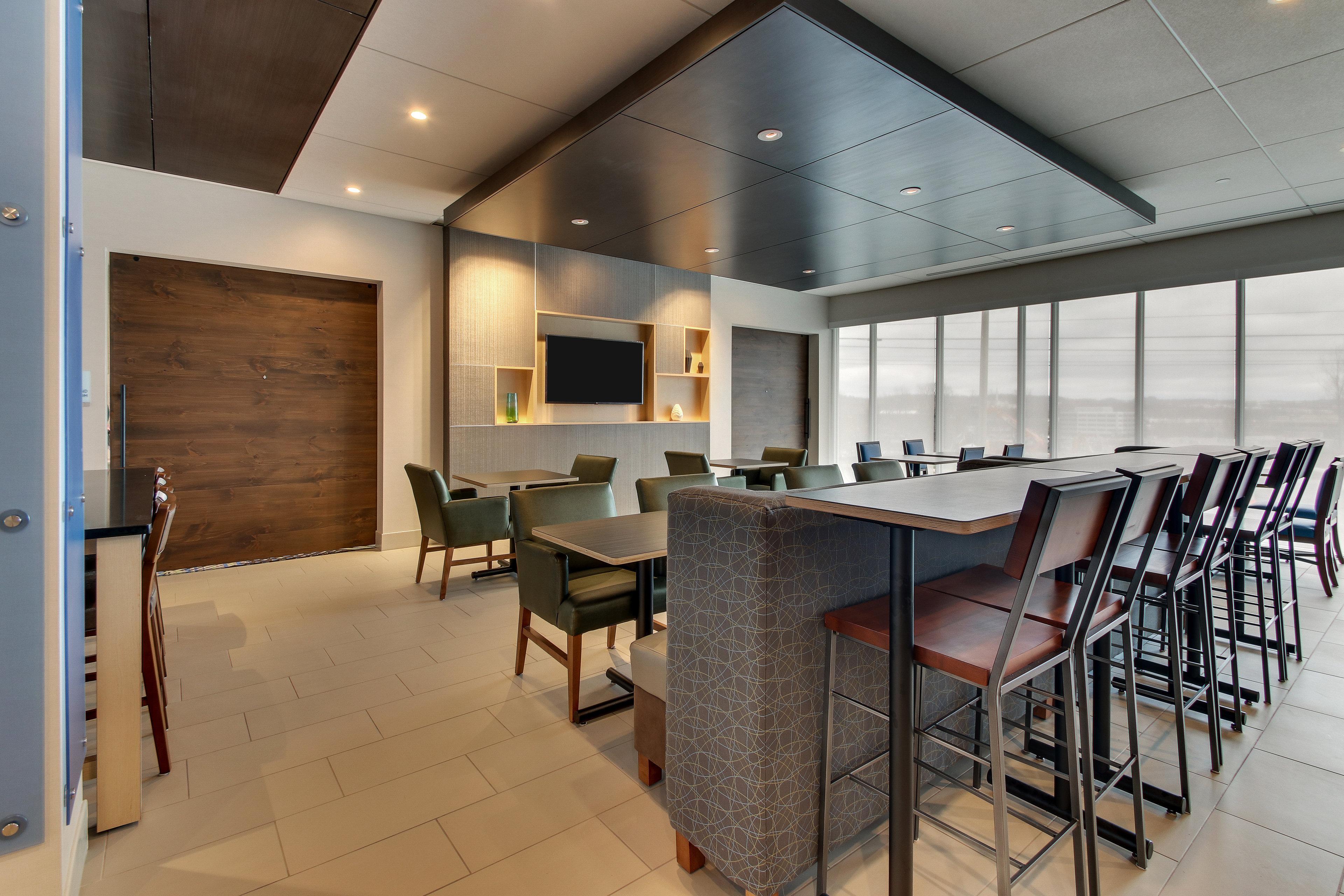 Holiday Inn Express & Suites - Nashville Metrocenter Downtown By Ihg Eksteriør billede