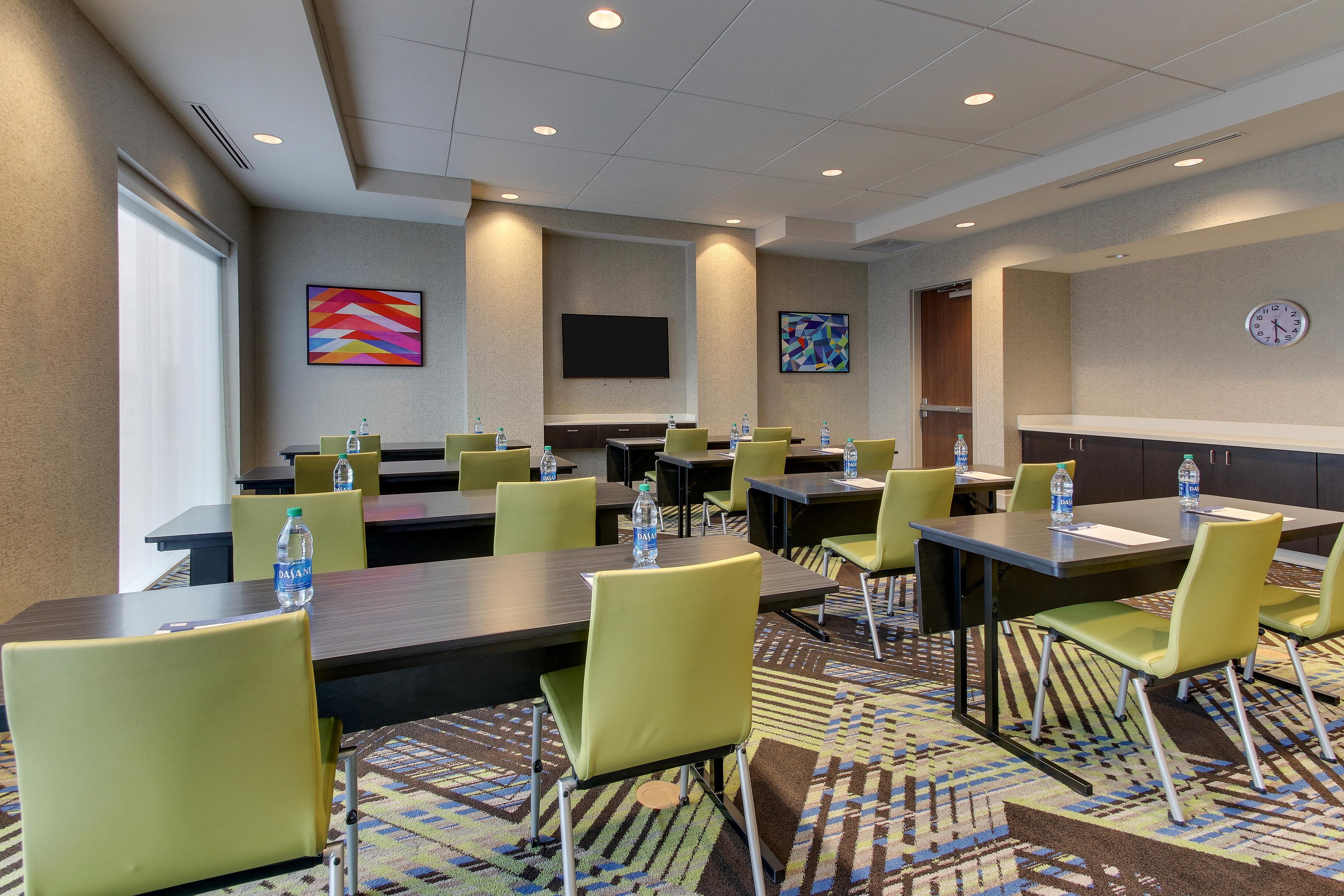 Holiday Inn Express & Suites - Nashville Metrocenter Downtown By Ihg Eksteriør billede